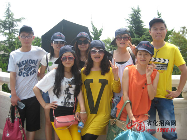 �����u����