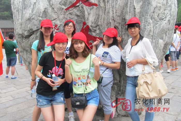 �폈��Ů��