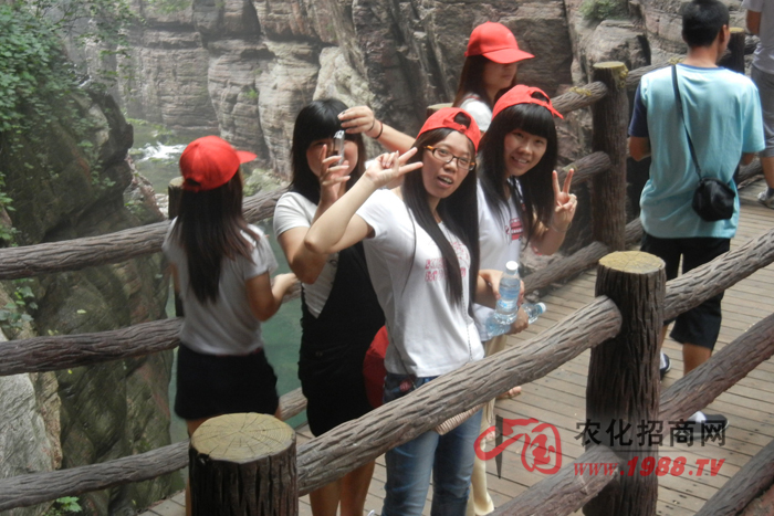 ���_ɽһ��