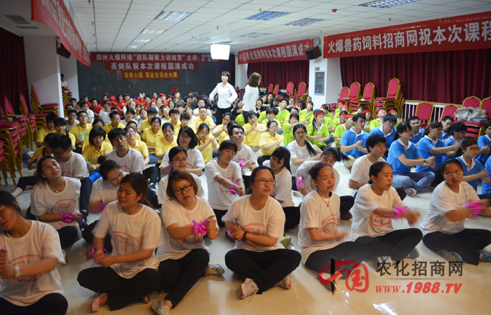 ����Fꠣ������w�P