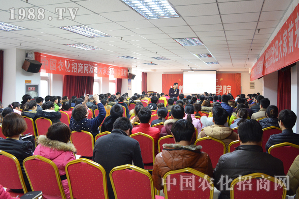 �����҂�ͬ�l(f��)չ�����L(zh��ng)