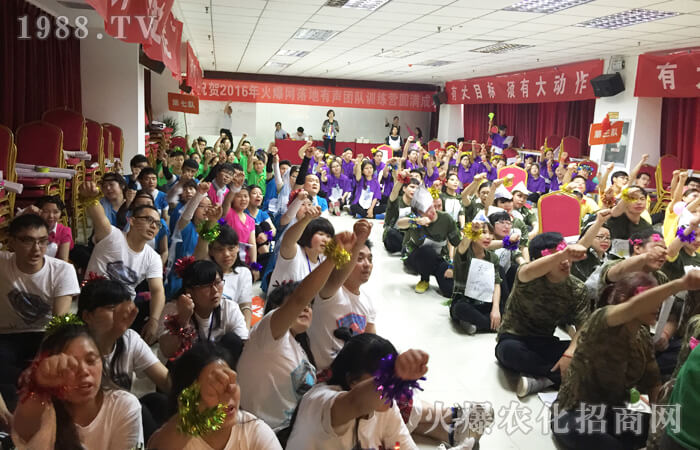 ���L���R�������ҵ�ǰ��