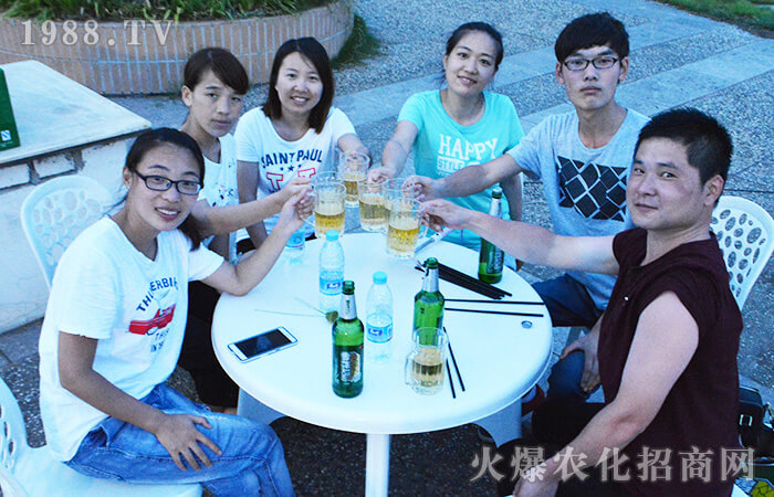 �𱬾W(w��ng)�B�Ƹ�֮�á������젿 �𱬘��o(w��)߅