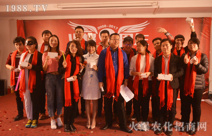 經(jīng)得住誘惑,受得住寂寞