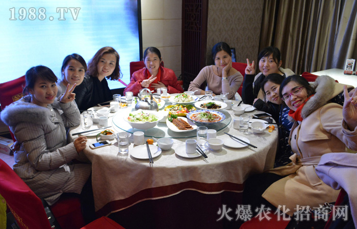 我在火爆之中,火爆在我心中