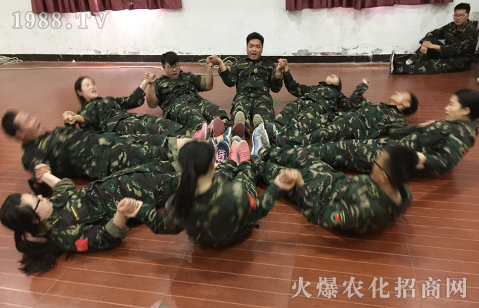 �����X�ѣ�ͻ������