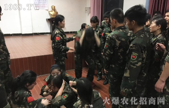 ���ĸ�������׃�Լ�