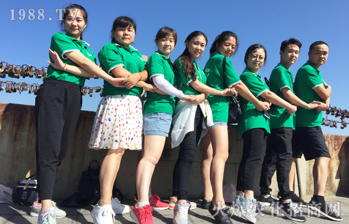 һ·��ǰ����Ҋ��һ�ӵ��L����