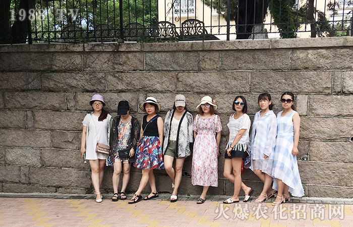 �߽�������֮�w�P(y��ng)