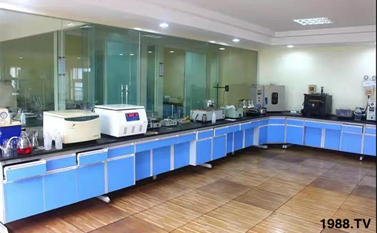 礦源黃腐酸鉀——精品肥!1公斤=8噸有機(jī)肥!新疆源頭直發(fā)?。?!