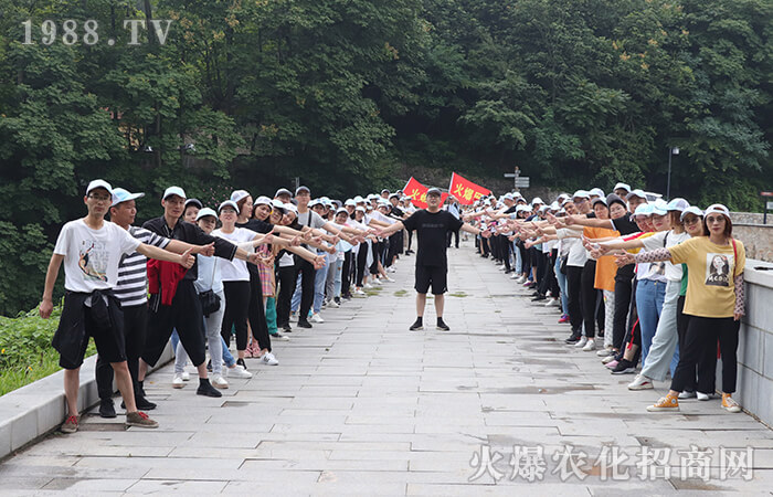 ������ؓ(f��)��Ҋ(ji��n)���c��һ���������(y��ng)