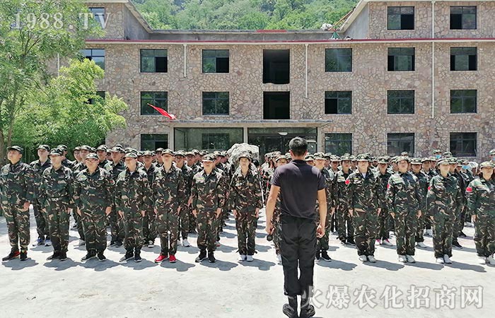 �F�Yһ�ģ���־�ɳ�