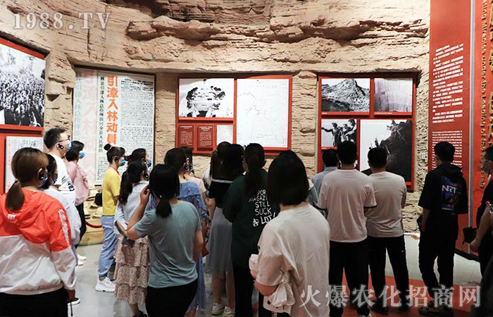 弘揚(yáng)紅旗渠的精神——自力更生，艱苦奮斗