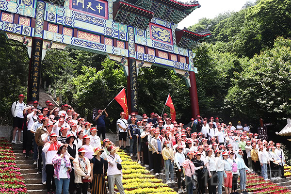 �p�Ͼ�ɽ֮����Ʒ���W(xu��)֮������Ʒ��֮����