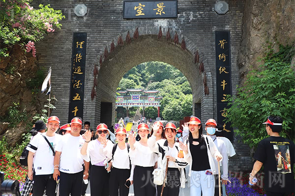 һ��һ������һɽһ����