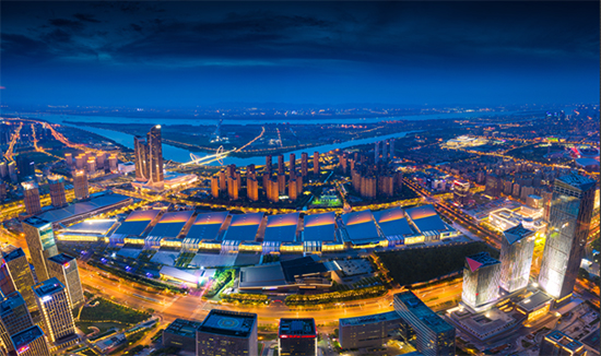 ����ʮ�ߌ�ȫ��ֲ����(li��n)ϵ�Ԓ��չ����ַ