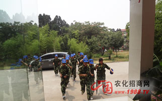 �𱬾W�j��չӖ��֮�D�y�΄�