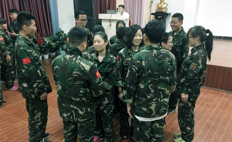 贊美別人，收獲快樂(lè)！