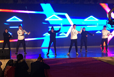 �r�Y�WС��酖��������ħ���貽������ͣ������